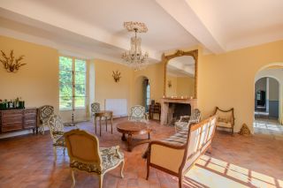 château 12 Pièces en vente sur SAULIEU (21210)