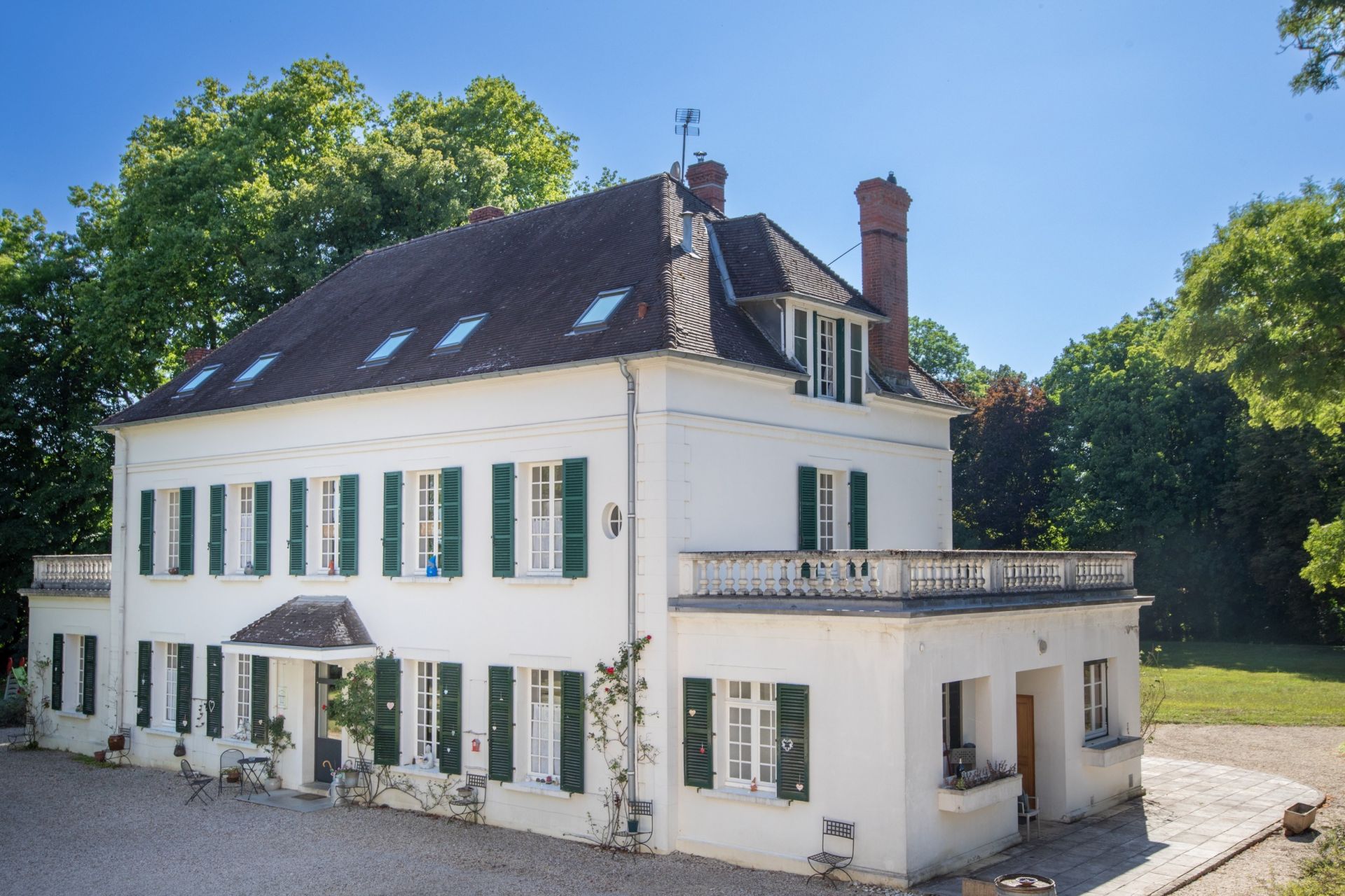 maison bourgeoise 15 Pièces en vente sur DOLE (39100)