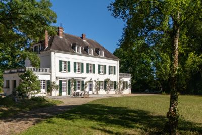 Vente Maison bourgeoise Dole 15&nbsp;Pièces 420&nbsp;m²