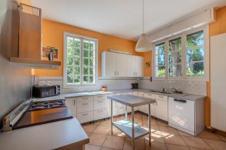 maison bourgeoise 15 Pièces en vente sur DOLE (39100)