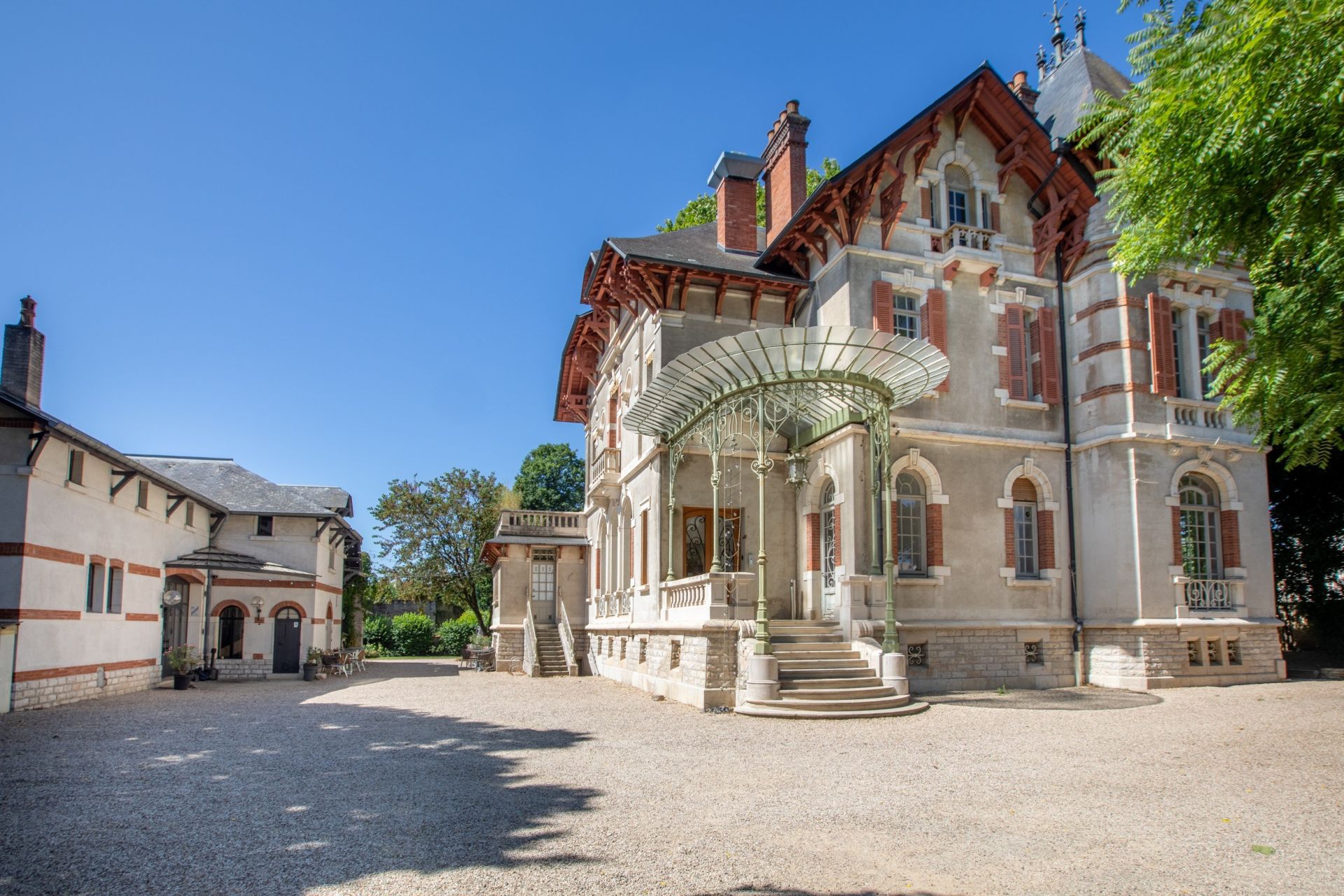 hôtel particulier 20 Pièces en vente sur BEAUNE (21200)