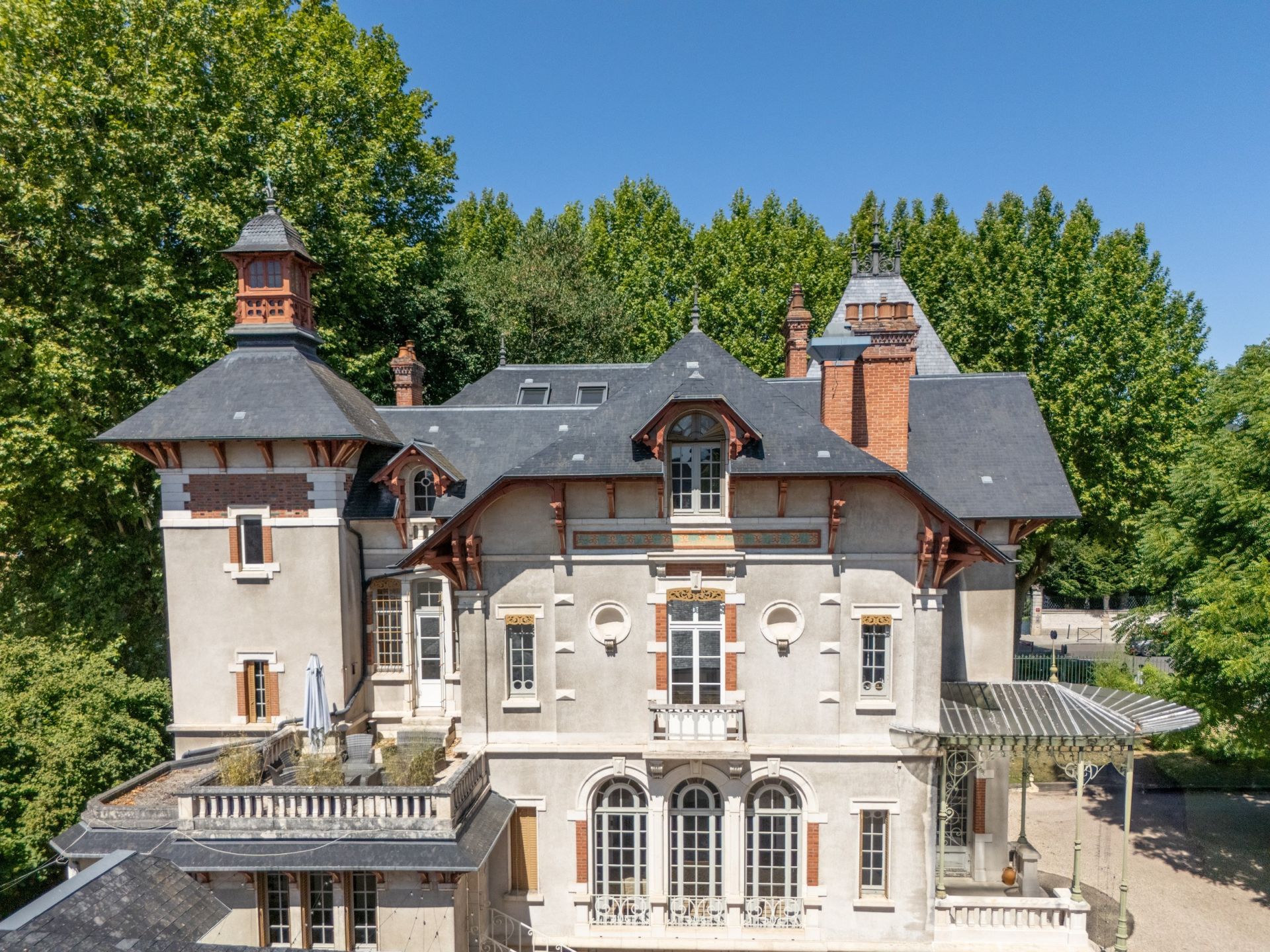 hôtel particulier 20 Pièces en vente sur BEAUNE (21200)