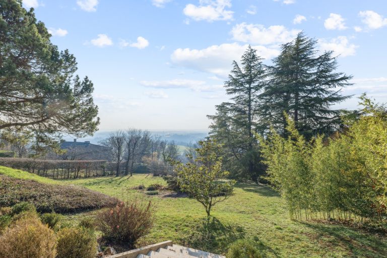 maison d'architecte 9 Pièces en vente sur ST DIDIER AU MONT D OR (69370)