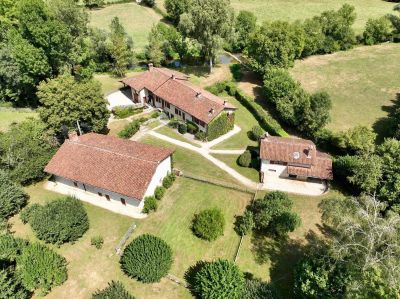 moulin 6 Pièces en vente sur BOURG EN BRESSE (01000) Vente Moulin Bourg-en-Bresse 6 Pièces 240 m²