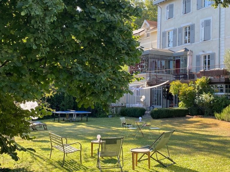 maison bourgeoise 12 Pièces en vente sur CALUIRE ET CUIRE (69300)