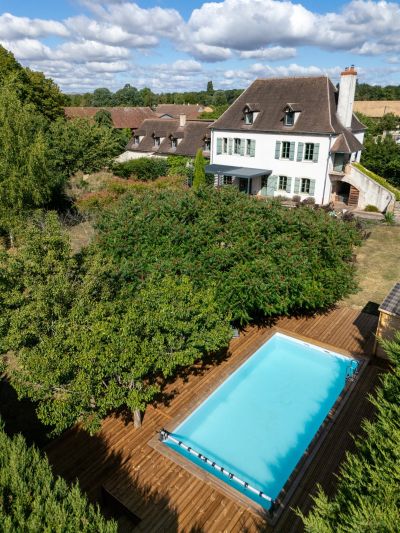 maison de maître 15 Pièces en vente sur CHALON SUR SAONE (71100) Vente Maison de maître Chalon-sur-Saône 15 Pièces 450 m²