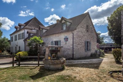 maison de maître 15 Pièces en vente sur CHALON SUR SAONE (71100) Vente Maison de maître Chalon-sur-Saône 15 Pièces 450 m²