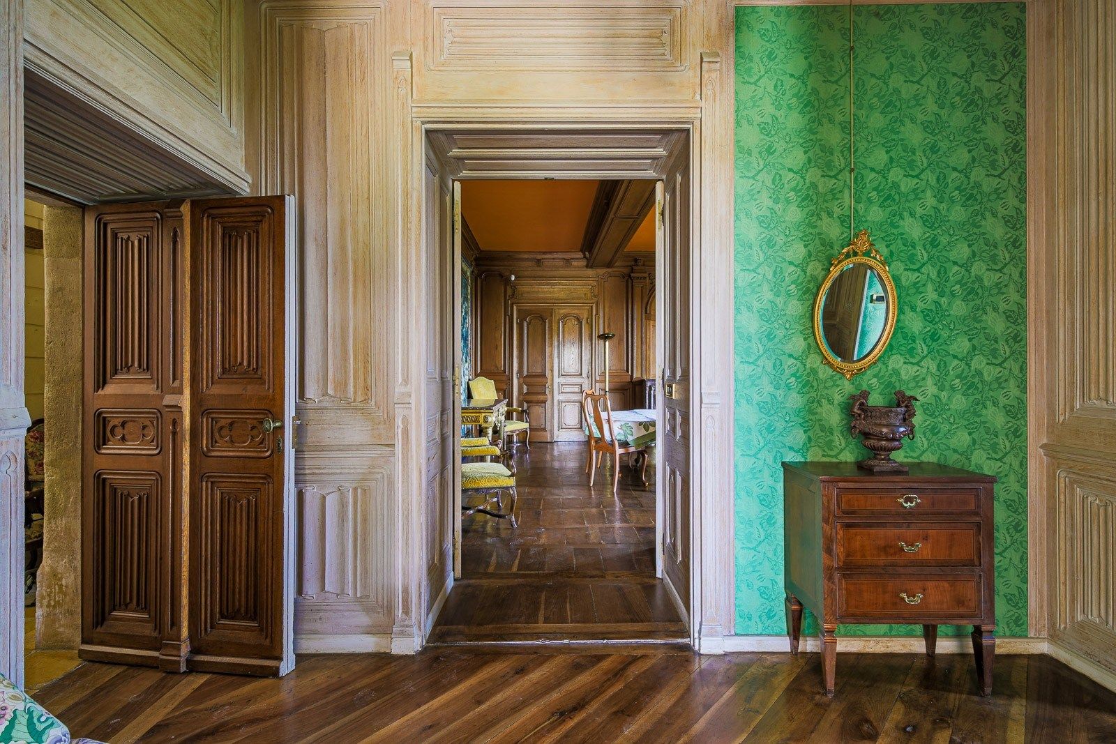 castle 24 Rooms for sale on LES AVENIERES (38630)