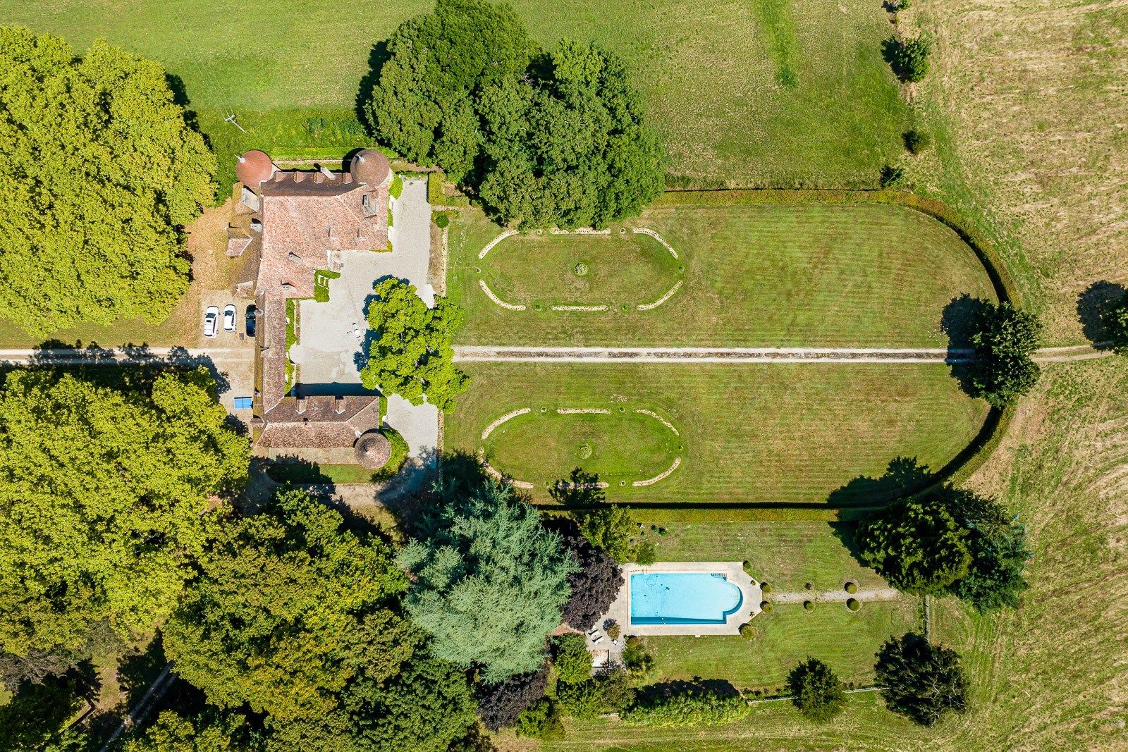 castle 24 Rooms for sale on LES AVENIERES (38630)