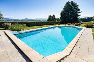 château 24 Pièces en vente sur LES AVENIERES (38630)