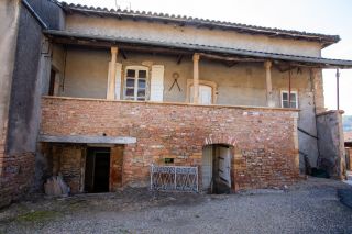 propriété 12 Pièces en vente sur LEYNES (71570)