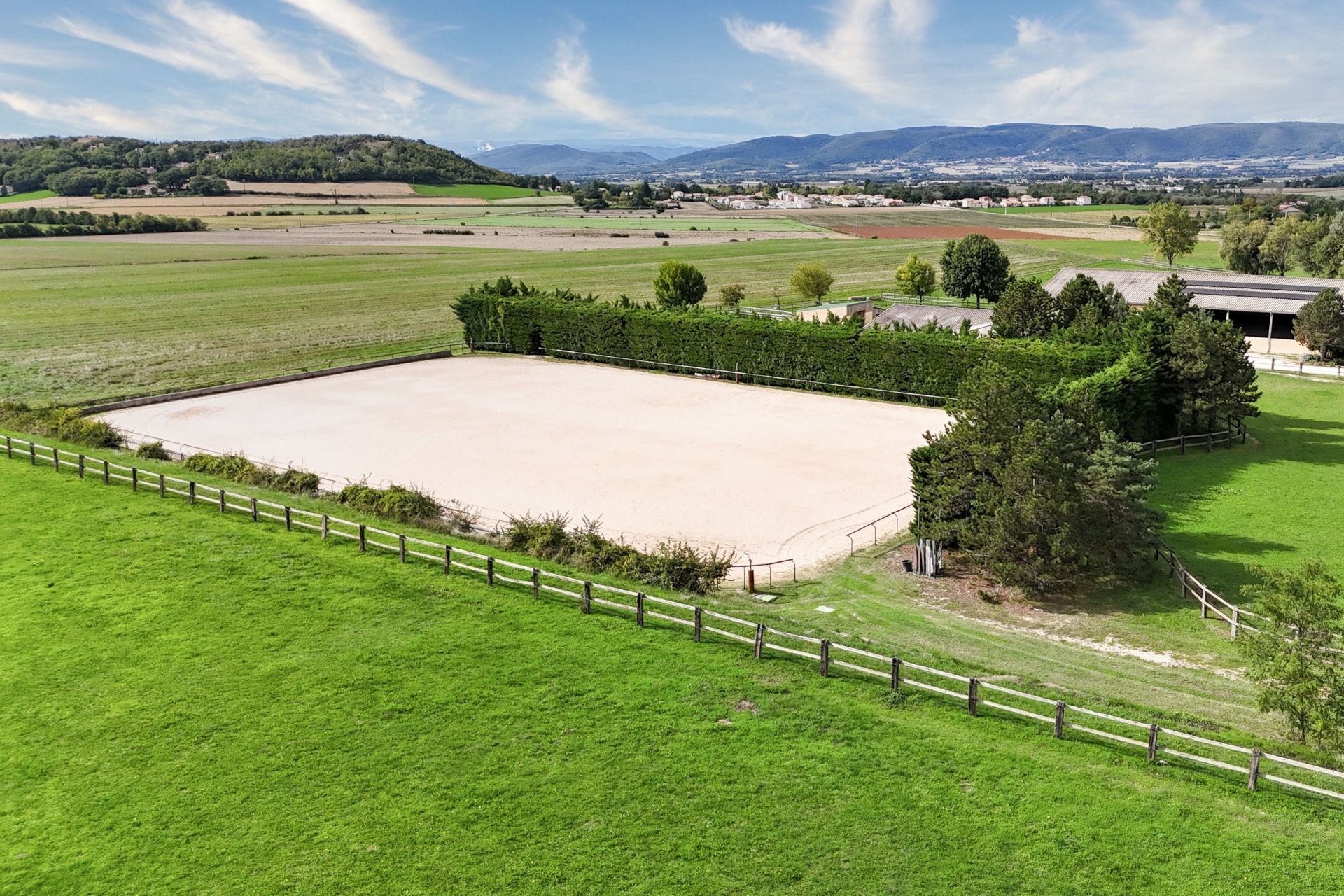 propriété équestre 10 Pièces en vente sur GRIGNAN (26230)