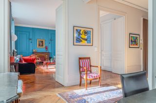 apartment 7 Rooms for sale on LYON (69002)