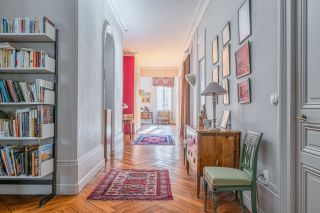 apartment 7 Rooms for sale on LYON (69002)