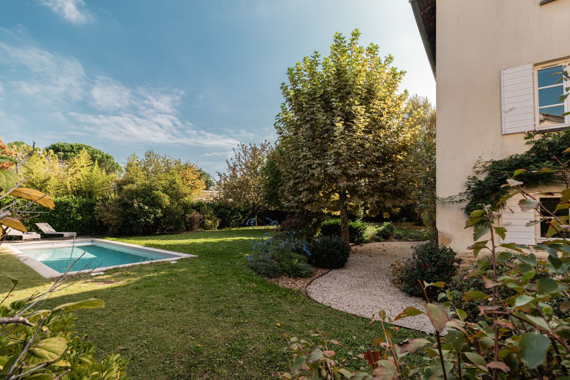 farm complex 9 Rooms for sale on CHASSELAY (69380)