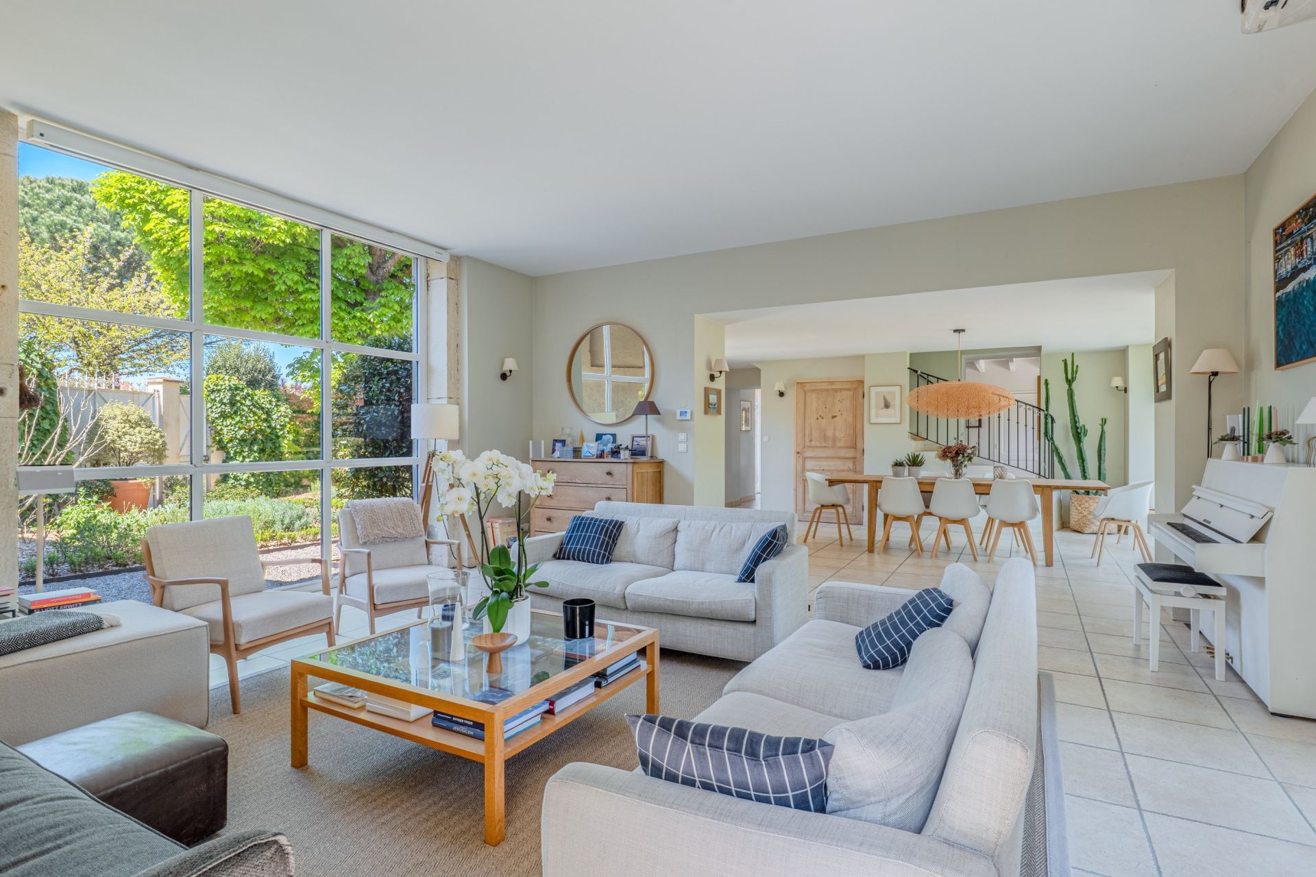 corps de ferme 9 Pièces en vente sur CHASSELAY (69380)