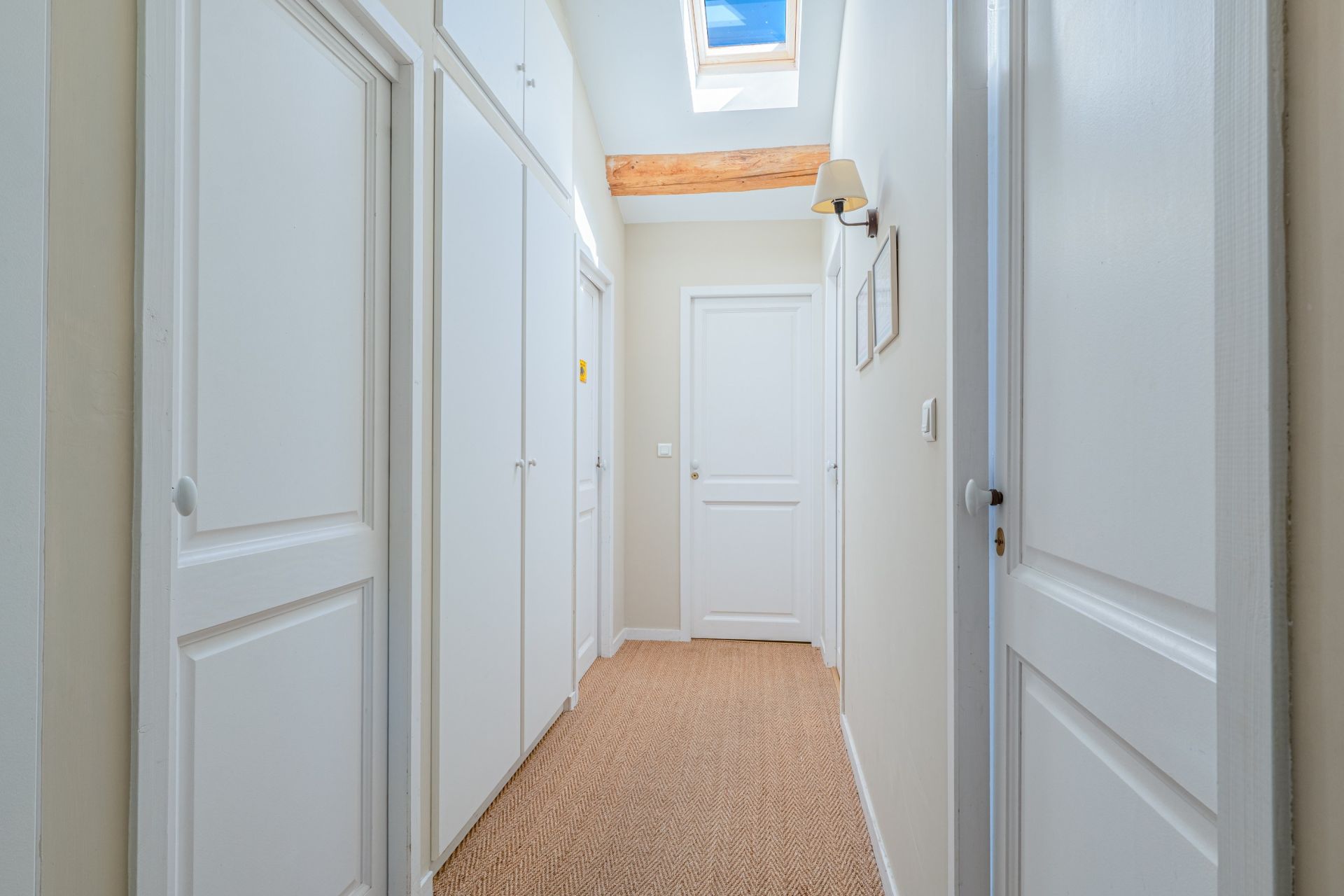 corps de ferme 9 Pièces en vente sur CHASSELAY (69380)