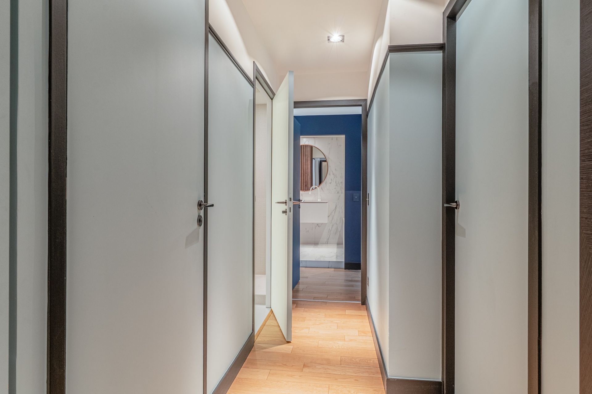 apartment 5 Rooms for sale on LYON (69006)