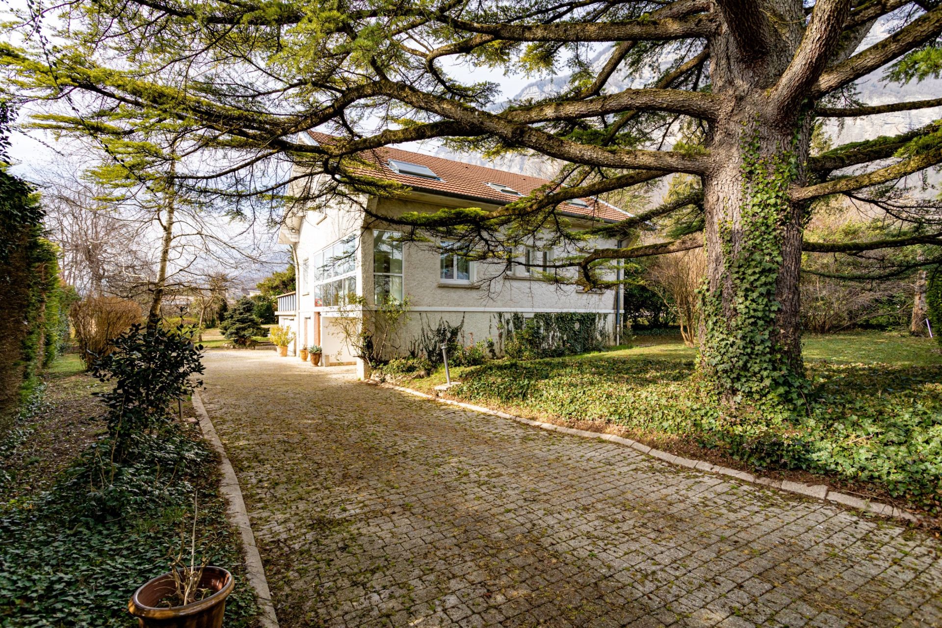 maison 10 Pièces en vente sur GRENOBLE (38000)