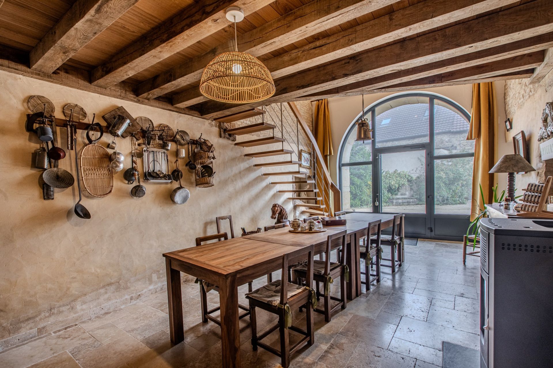 manor house 15 Rooms for sale on DIJON (21000)