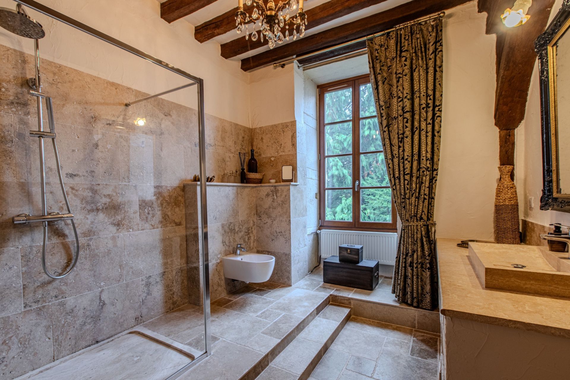 manor house 15 Rooms for sale on DIJON (21000)