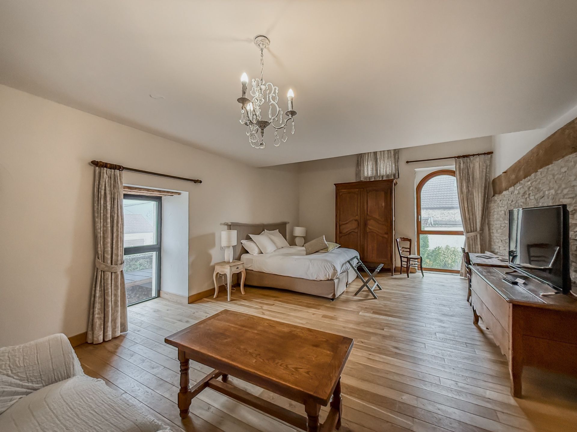 manoir 15 Pièces en vente sur DIJON (21000)