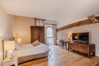 manor house 15 Rooms for sale on DIJON (21000)