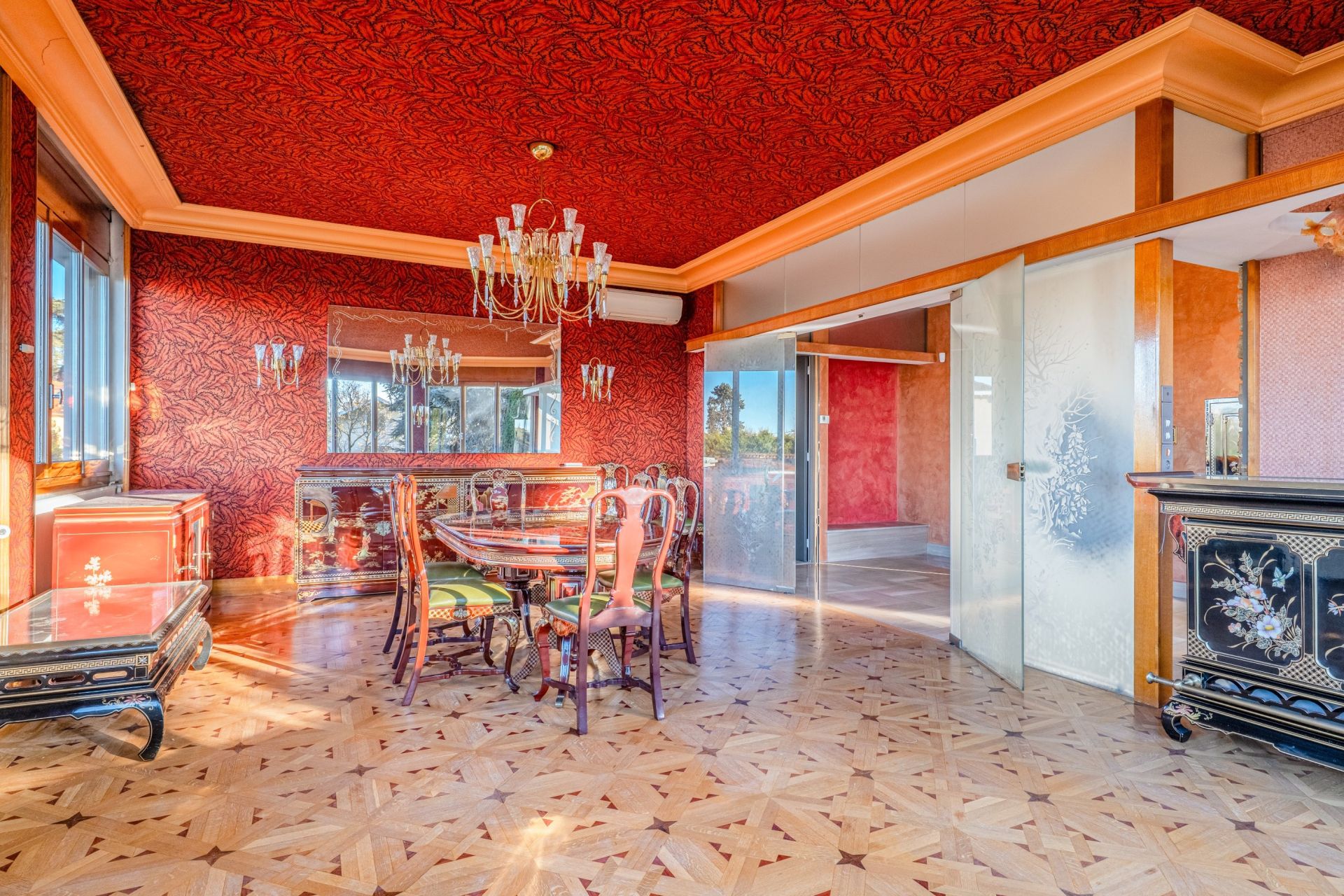 house 7 Rooms for sale on BRON (69500)