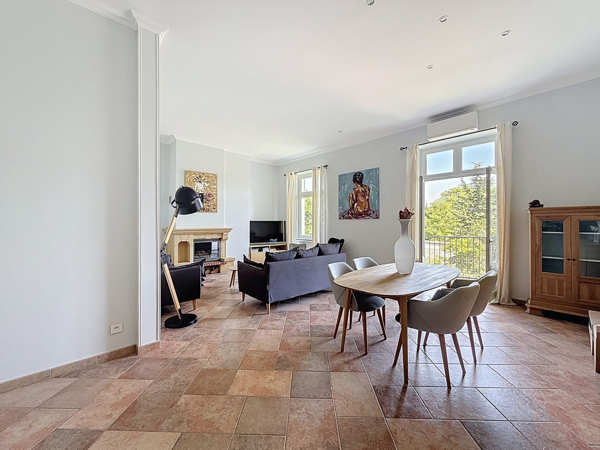 apartment 5 Rooms for sale on STE FOY LES LYON (69110)