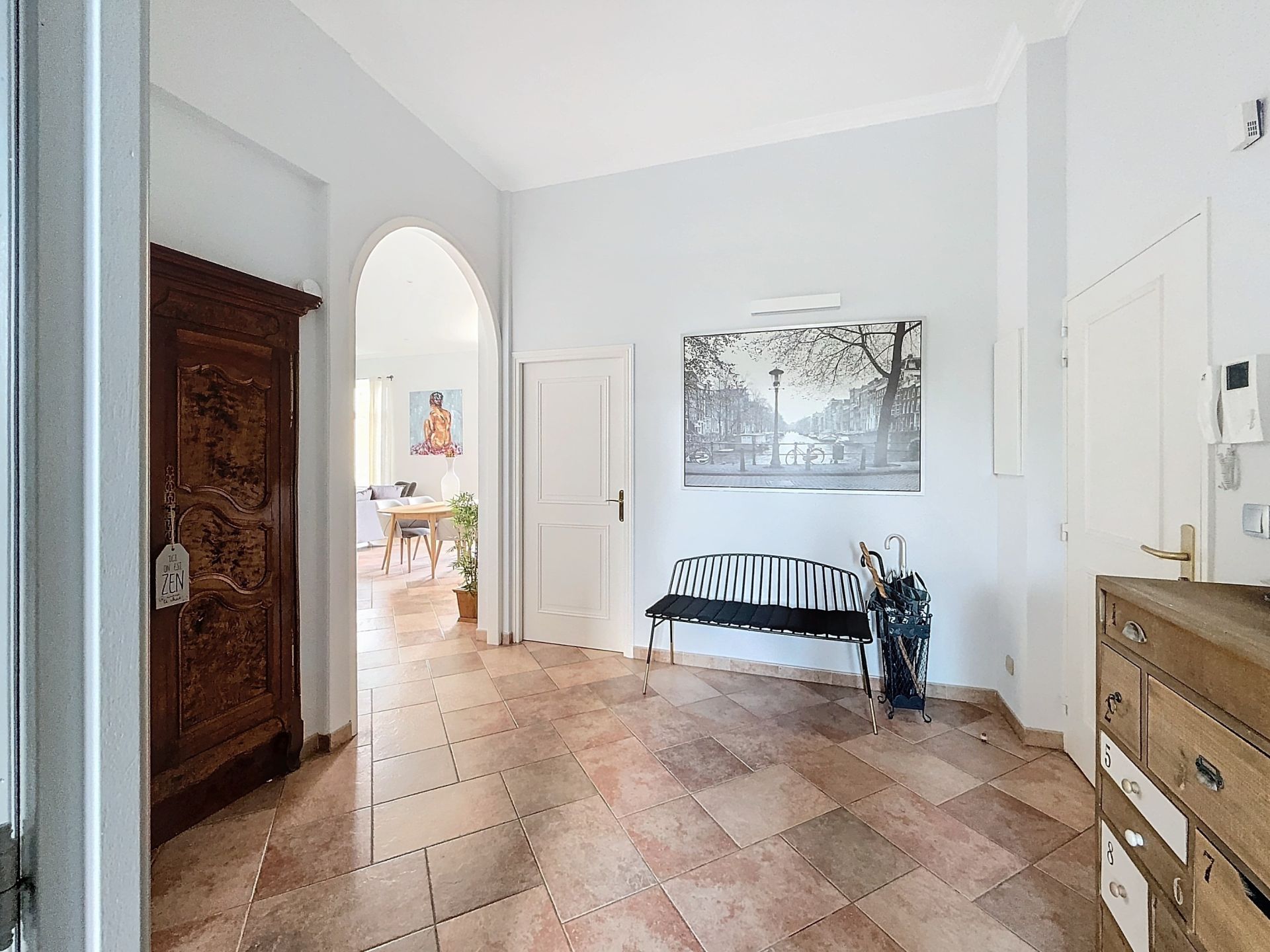 apartment 5 Rooms for sale on STE FOY LES LYON (69110)