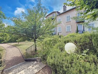apartment 5 Rooms for sale on STE FOY LES LYON (69110)