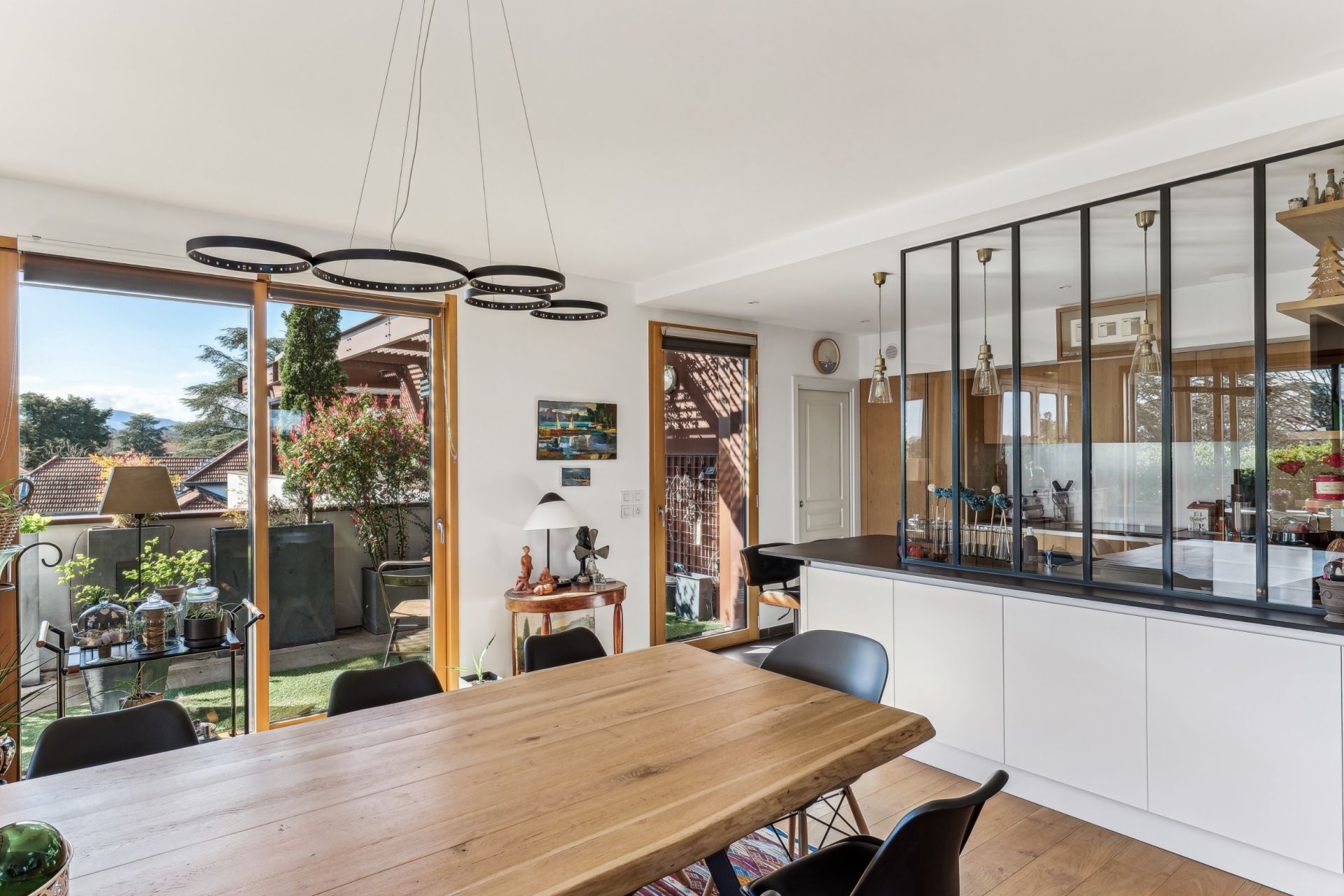 duplex 5 Rooms for sale on TASSIN LA DEMI LUNE (69160)