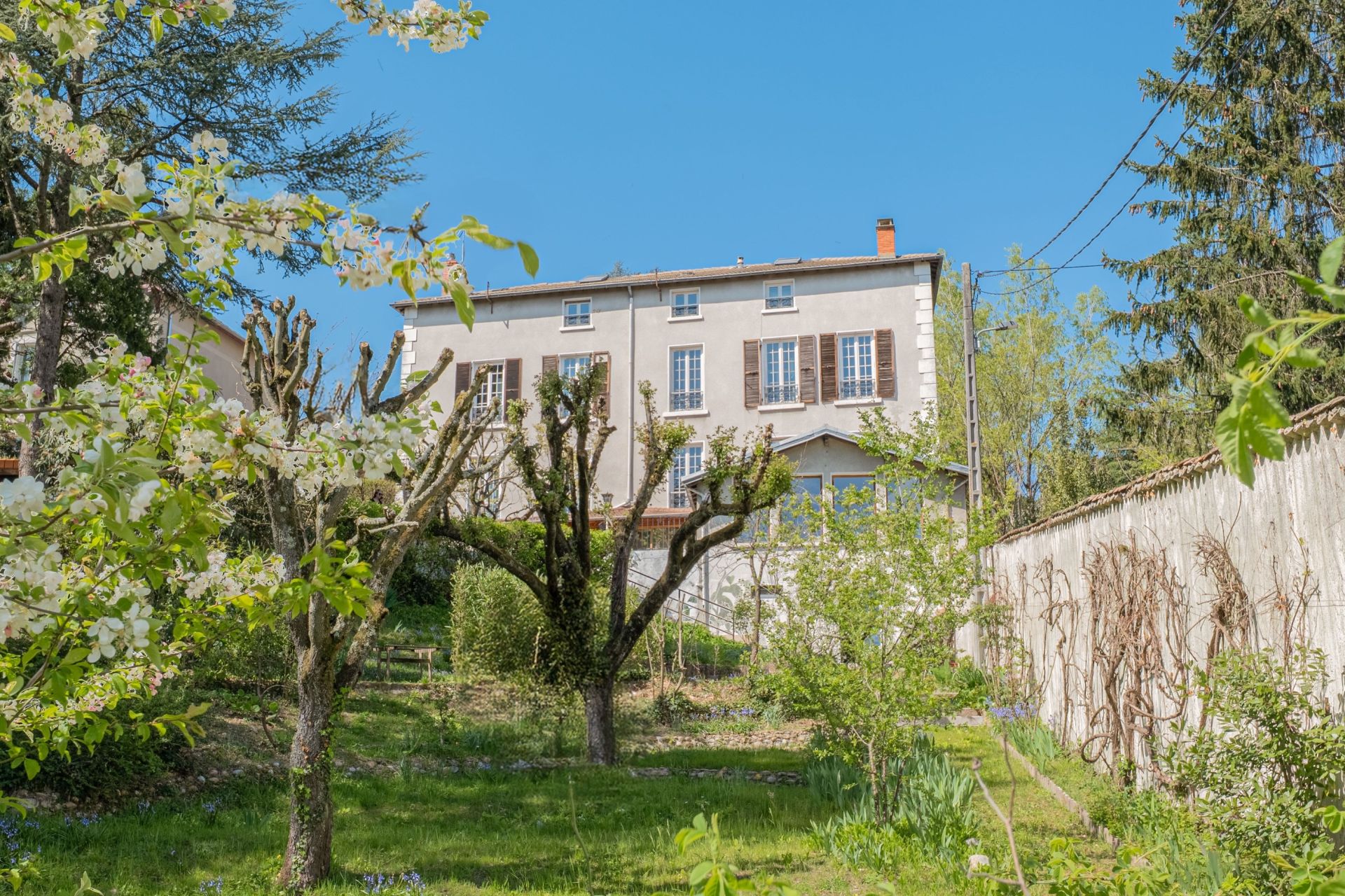 maison de maître 10 Pièces en vente sur CALUIRE ET CUIRE (69300)