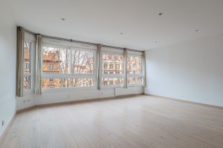 apartment 5 Rooms for sale on LYON (69006)