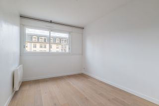 apartment 5 Rooms for sale on LYON (69006)