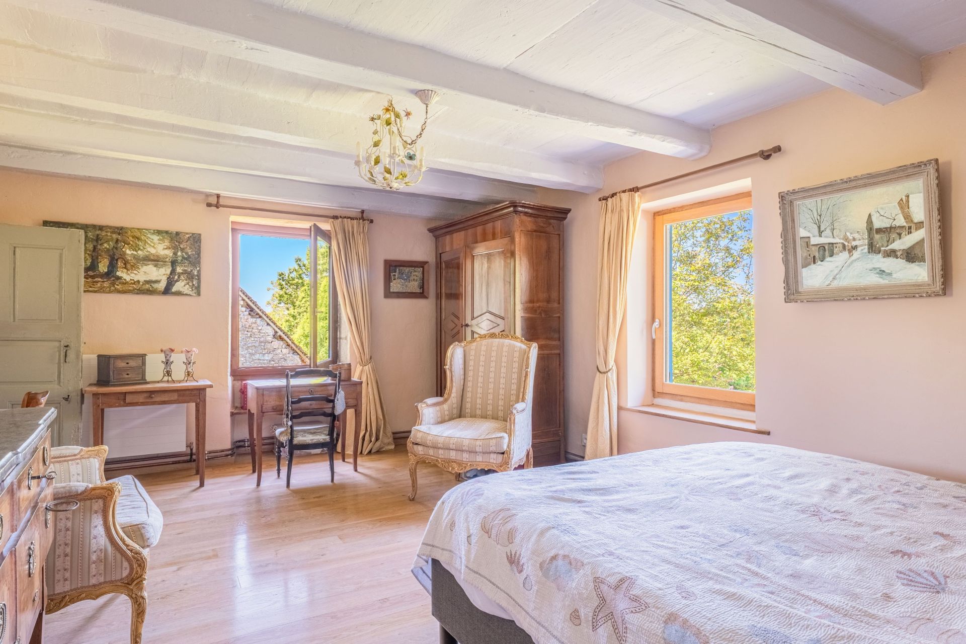 maison 8 Pièces en vente sur MORESTEL (38510)