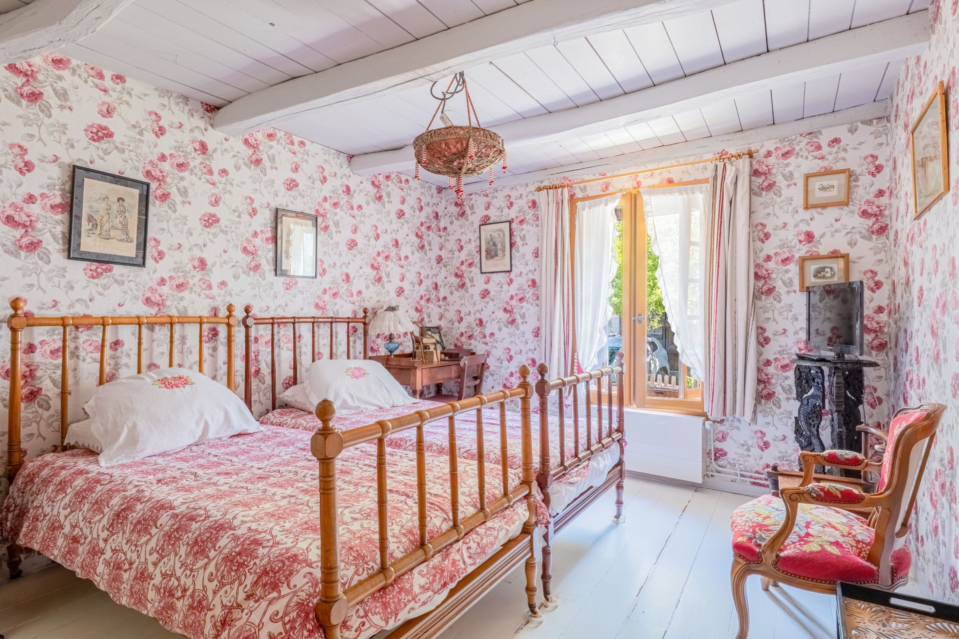 maison 8 Pièces en vente sur MORESTEL (38510)