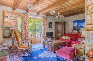 maison 8 Pièces en vente sur MORESTEL (38510)