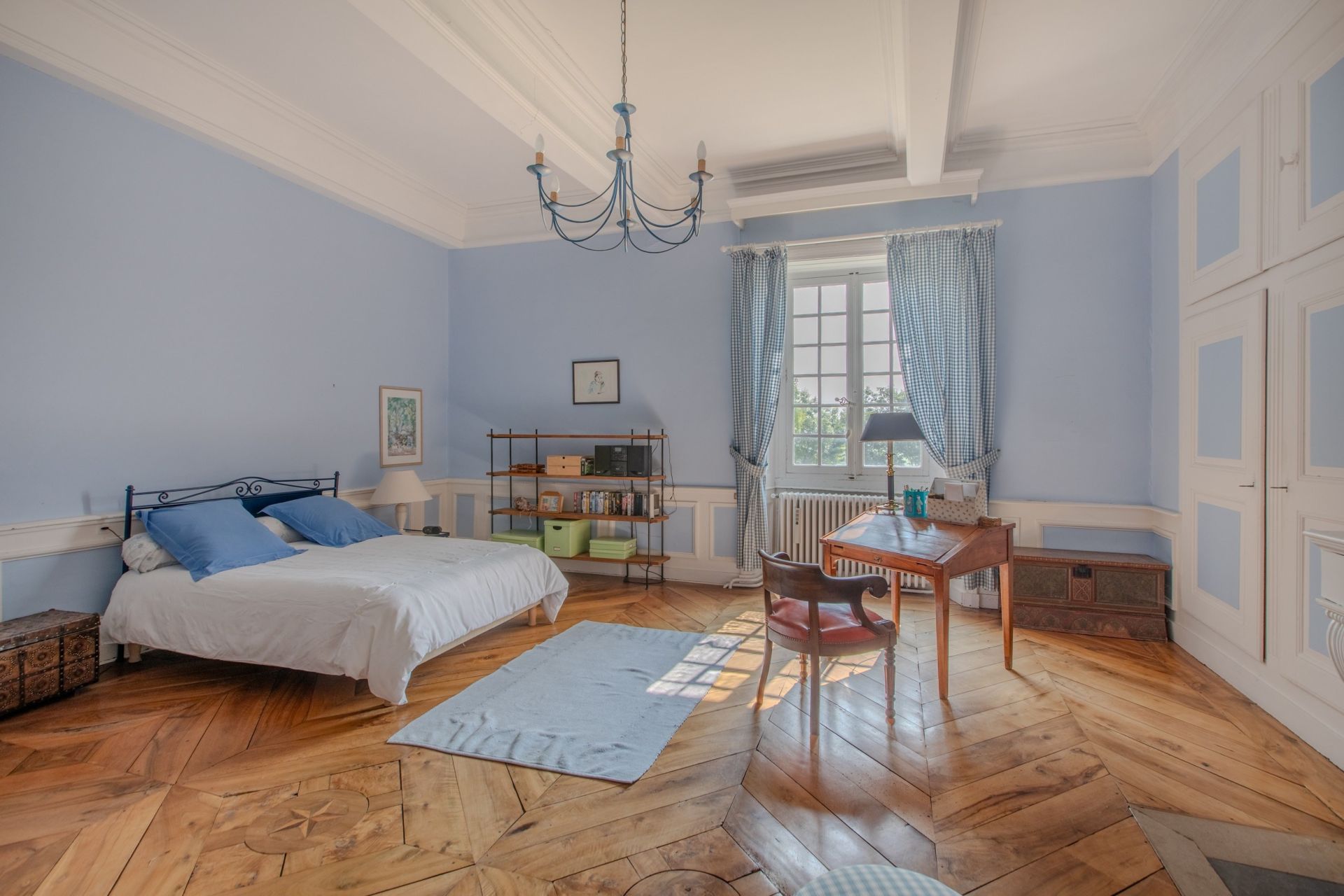 château 20 Pièces en vente sur ST GALMIER (42330)