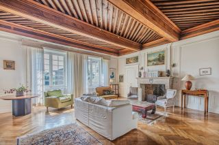 château 20 Pièces en vente sur ST GALMIER (42330)