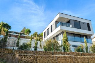 contemporary house 7 Rooms for sale on ALBIGNY SUR SAONE (69250)