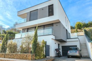 contemporary house 7 Rooms for sale on ALBIGNY SUR SAONE (69250)