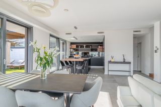 contemporary house 7 Rooms for sale on ALBIGNY SUR SAONE (69250)