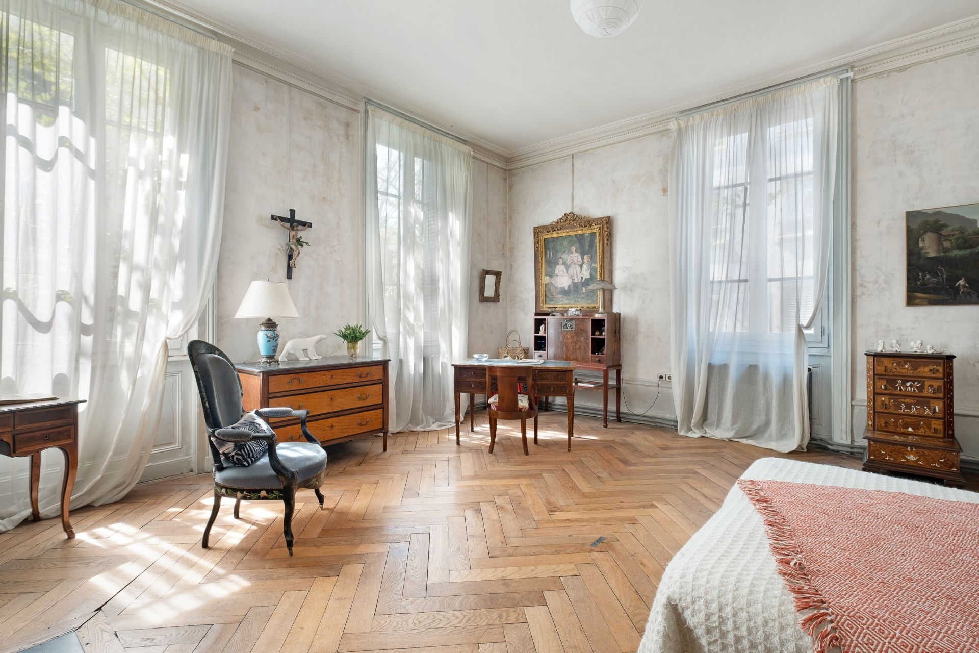 mansion (hôtel particulier) 10 Rooms for sale on LYON (69006)