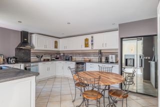 house 9 Rooms for sale on REYRIEUX (01600)