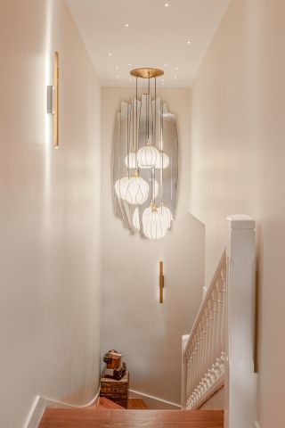 house 9 Rooms for sale on REYRIEUX (01600)