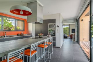 house 8 Rooms for sale on ST GENIS LAVAL (69230)