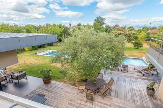 house 8 Rooms for sale on ST GENIS LAVAL (69230)