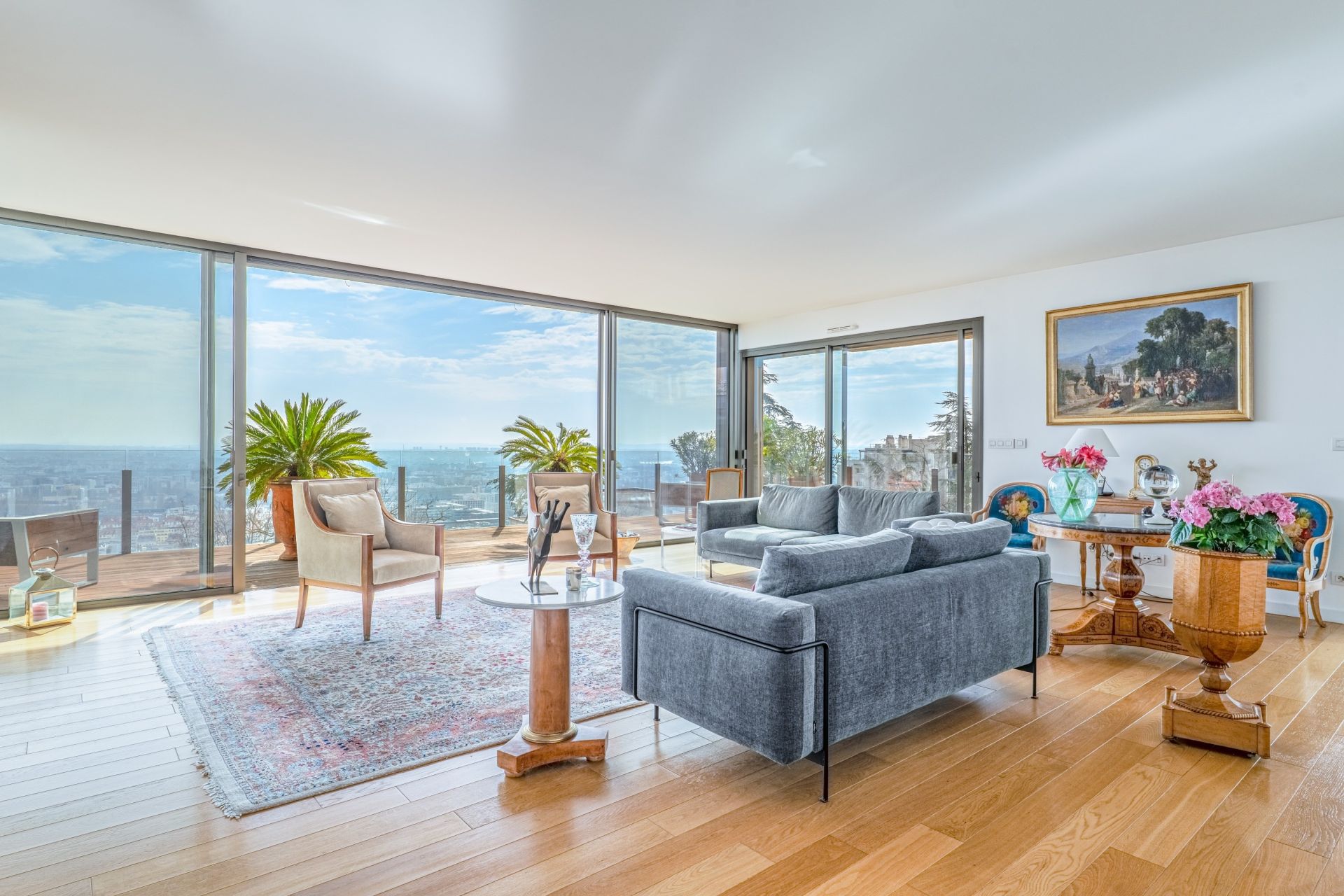 penthouse 5 Rooms for sale on LYON (69005)