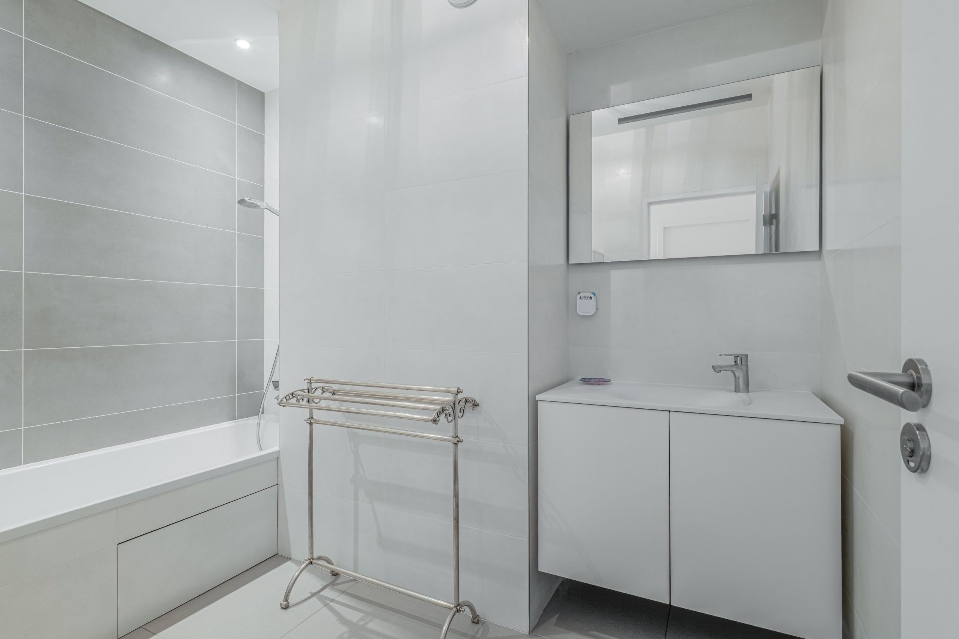 penthouse 5 Rooms for sale on STE FOY LES LYON (69110)